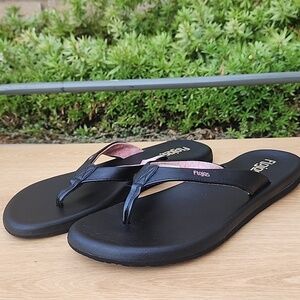 FloJos Josie Black/Pink Flip Flips Womens Size 11